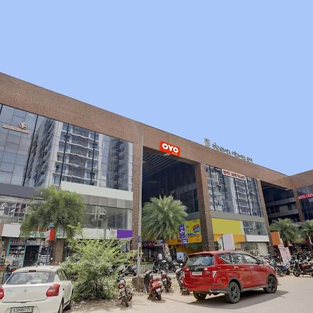 Hotel O Cozy Rooms Сурат Екстер'єр фото